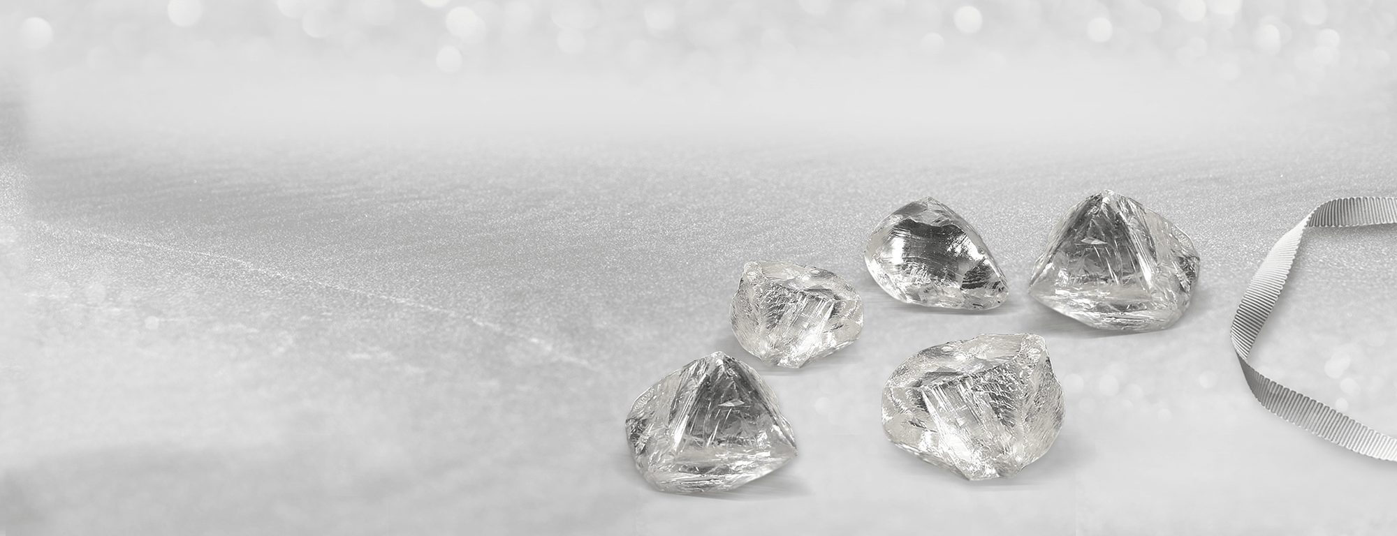 natural rough diamond goldiama diamond dubai